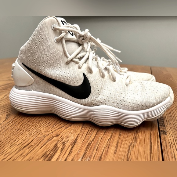 Nike Other - ✔️ [Nike] 2017 Hyperdunk Classic White